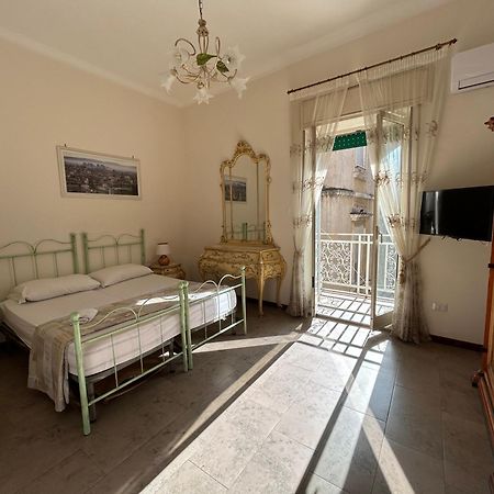 Casa Giulia Bed & Breakfast Napoli Eksteriør bilde